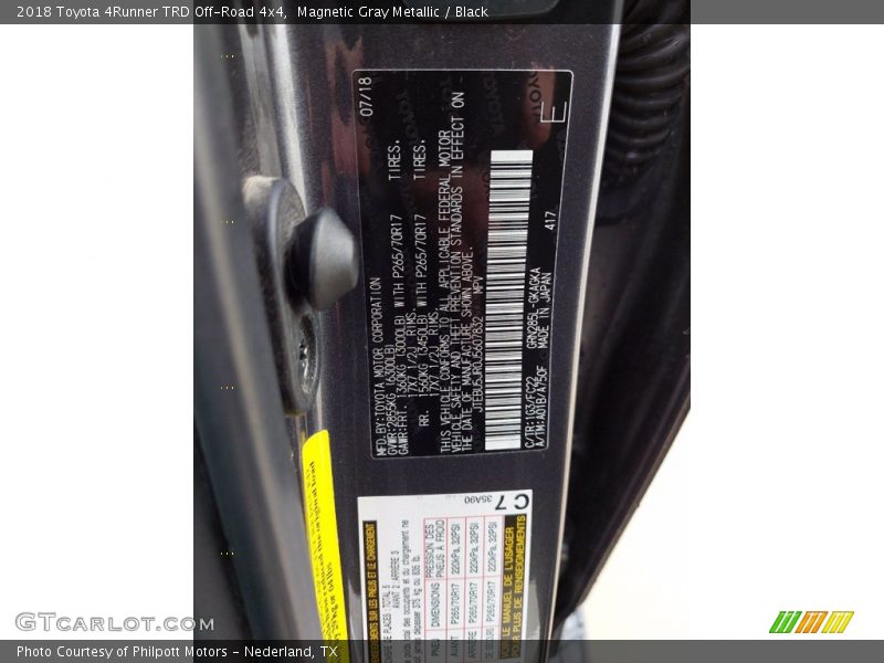 Magnetic Gray Metallic / Black 2018 Toyota 4Runner TRD Off-Road 4x4