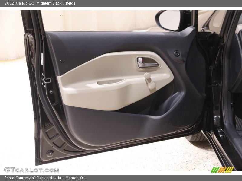 Midnight Black / Beige 2012 Kia Rio LX