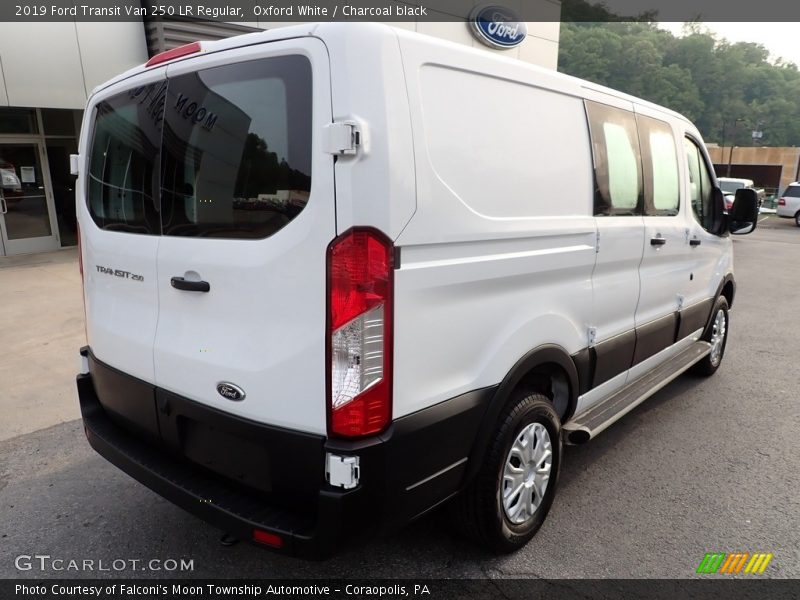 Oxford White / Charcoal black 2019 Ford Transit Van 250 LR Regular