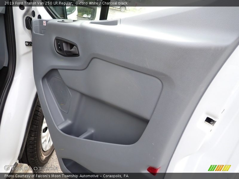 Oxford White / Charcoal black 2019 Ford Transit Van 250 LR Regular