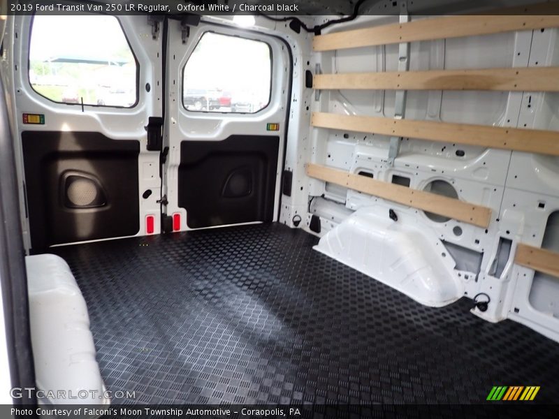 Oxford White / Charcoal black 2019 Ford Transit Van 250 LR Regular