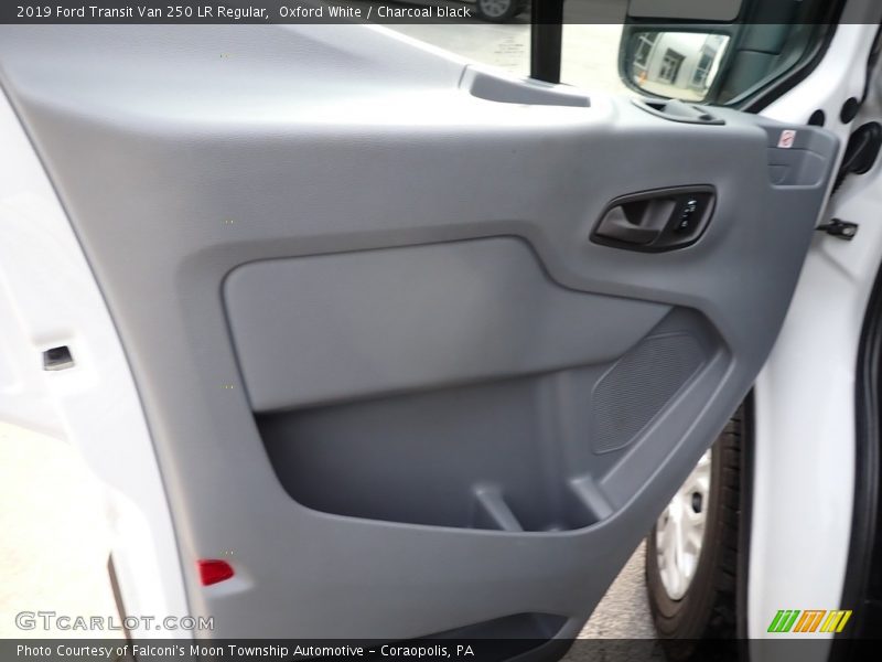 Oxford White / Charcoal black 2019 Ford Transit Van 250 LR Regular