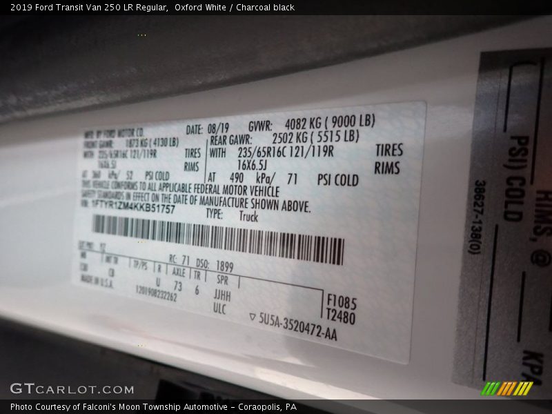 Oxford White / Charcoal black 2019 Ford Transit Van 250 LR Regular