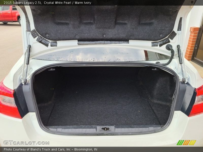  2015 Legacy 2.5i Trunk