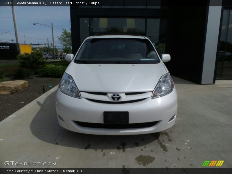 Blizzard Pearl Tricoat / Taupe 2010 Toyota Sienna XLE