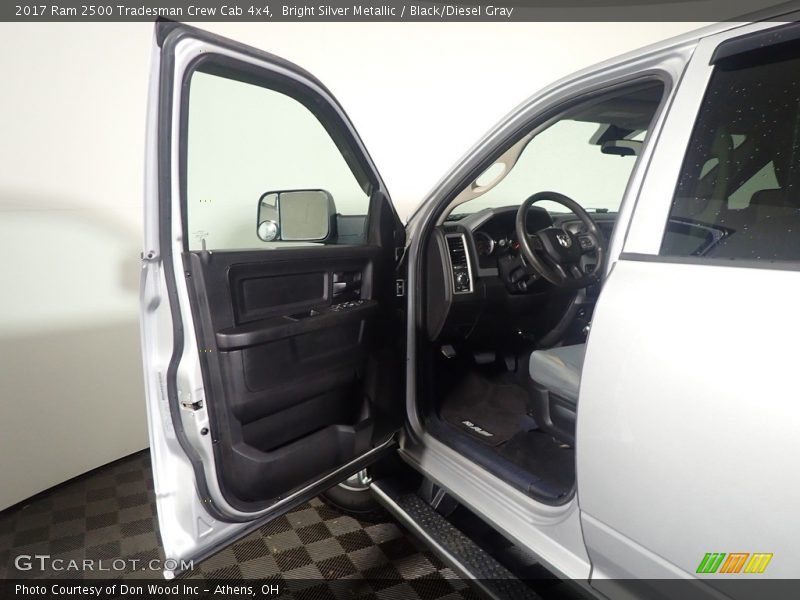 Bright Silver Metallic / Black/Diesel Gray 2017 Ram 2500 Tradesman Crew Cab 4x4