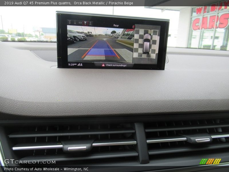 Orca Black Metallic / Pistachio Beige 2019 Audi Q7 45 Premium Plus quattro