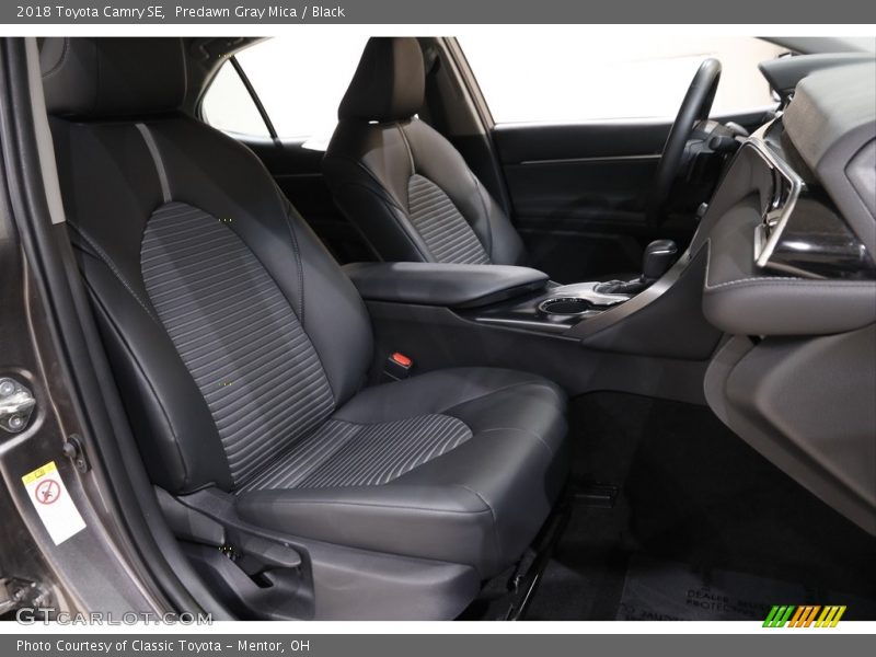 Predawn Gray Mica / Black 2018 Toyota Camry SE