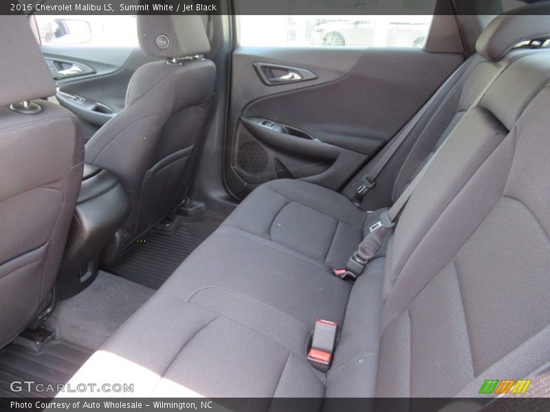 Summit White / Jet Black 2016 Chevrolet Malibu LS