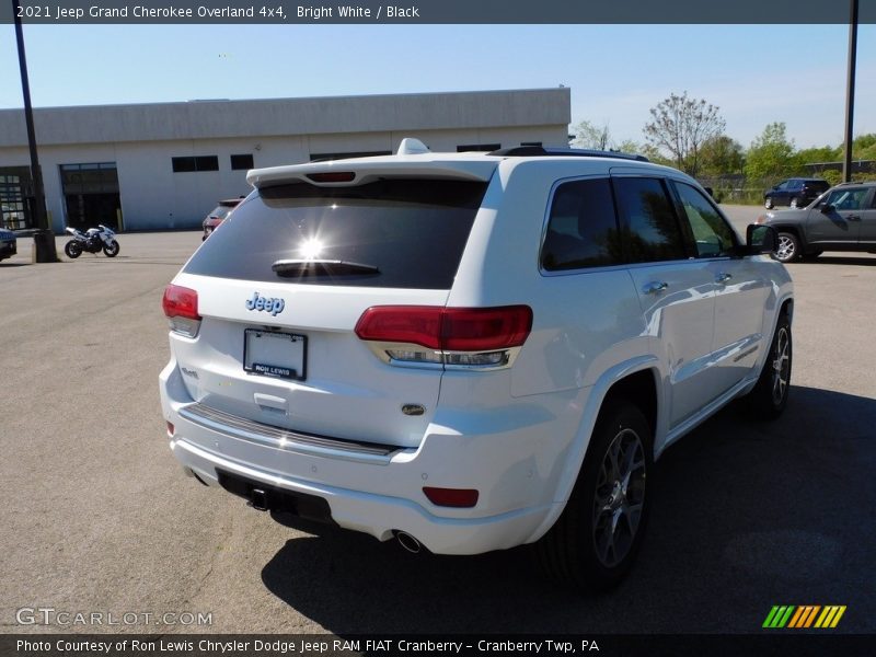 Bright White / Black 2021 Jeep Grand Cherokee Overland 4x4