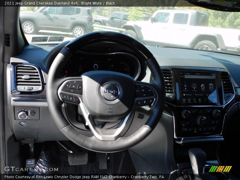 Bright White / Black 2021 Jeep Grand Cherokee Overland 4x4