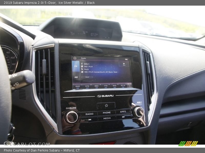 Ice Silver Metallic / Black 2019 Subaru Impreza 2.0i 5-Door