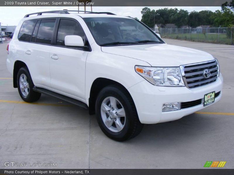 Super White / Dark Gray 2009 Toyota Land Cruiser