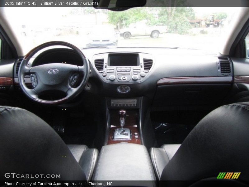 Brilliant Silver Metallic / Graphite 2005 Infiniti Q 45