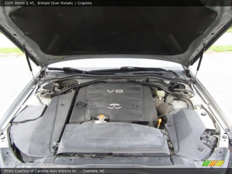 Brilliant Silver Metallic / Graphite 2005 Infiniti Q 45