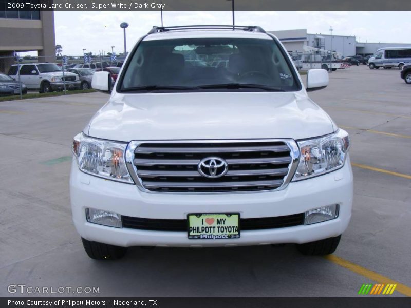 Super White / Dark Gray 2009 Toyota Land Cruiser