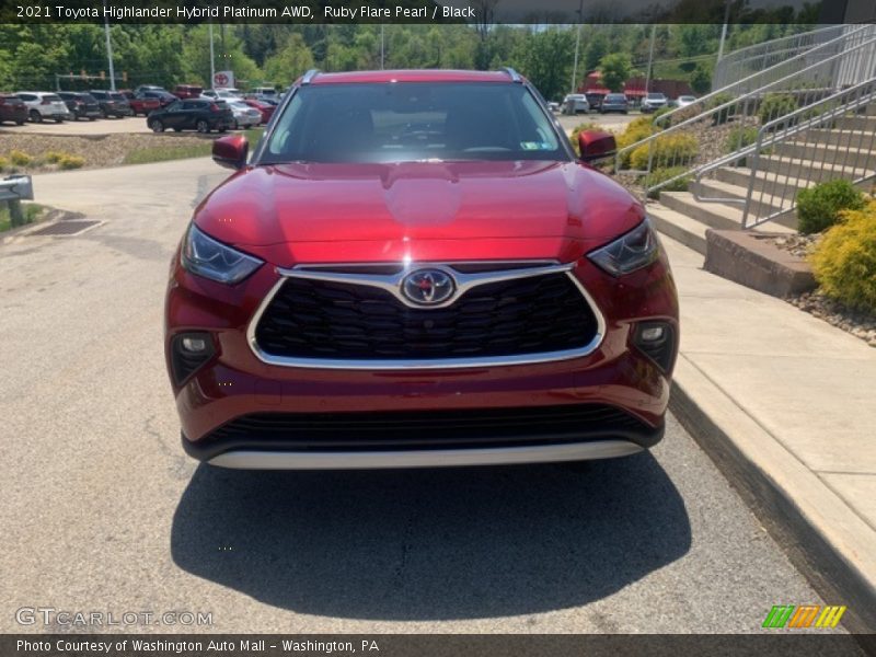 Ruby Flare Pearl / Black 2021 Toyota Highlander Hybrid Platinum AWD