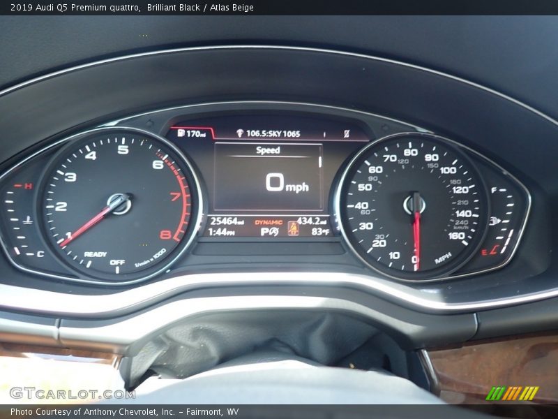 Brilliant Black / Atlas Beige 2019 Audi Q5 Premium quattro