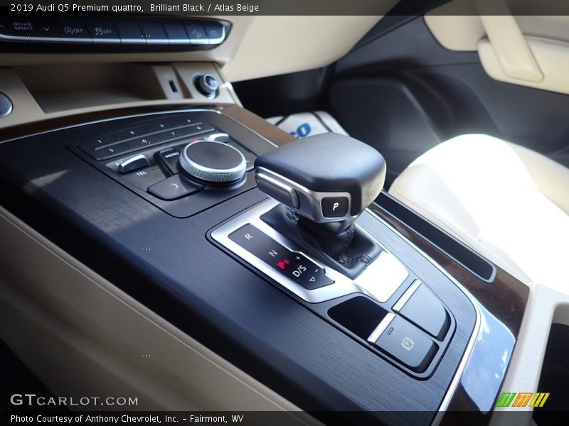 Brilliant Black / Atlas Beige 2019 Audi Q5 Premium quattro