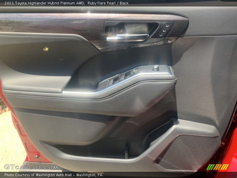 Ruby Flare Pearl / Black 2021 Toyota Highlander Hybrid Platinum AWD