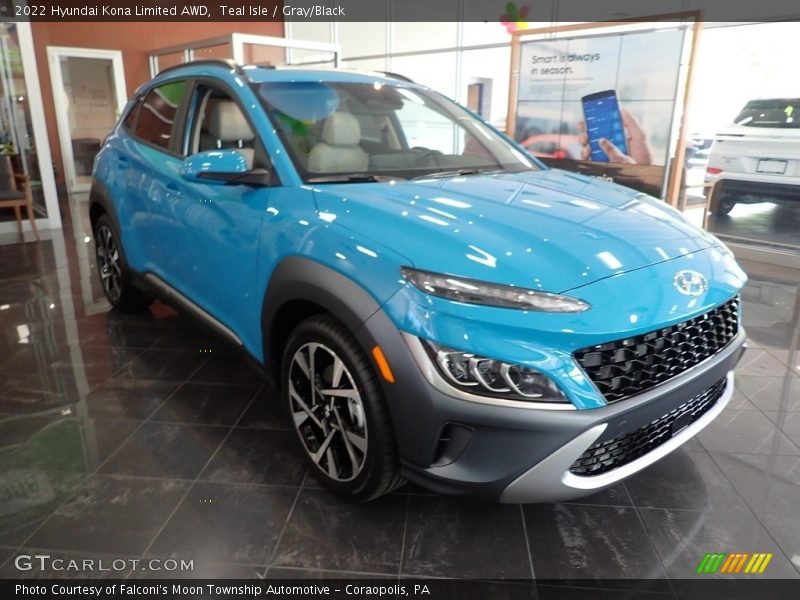 Front 3/4 View of 2022 Kona Limited AWD