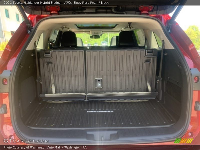 Ruby Flare Pearl / Black 2021 Toyota Highlander Hybrid Platinum AWD