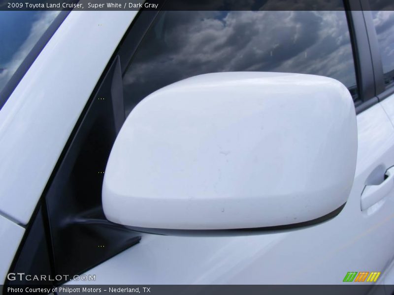 Super White / Dark Gray 2009 Toyota Land Cruiser