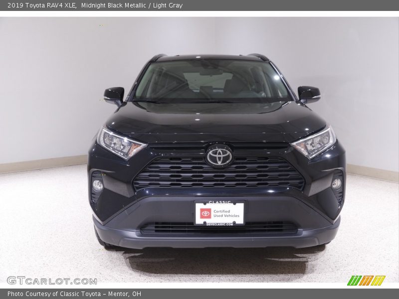 Midnight Black Metallic / Light Gray 2019 Toyota RAV4 XLE
