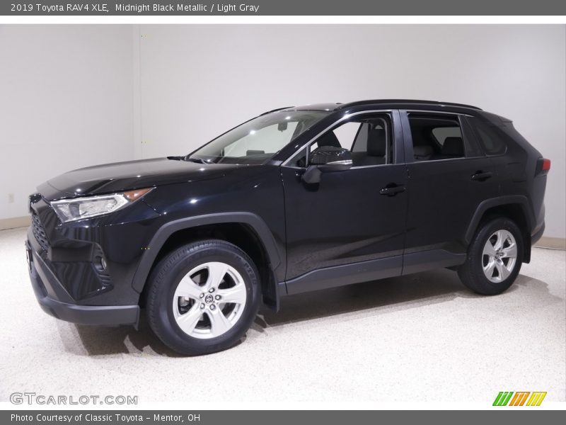 Midnight Black Metallic / Light Gray 2019 Toyota RAV4 XLE