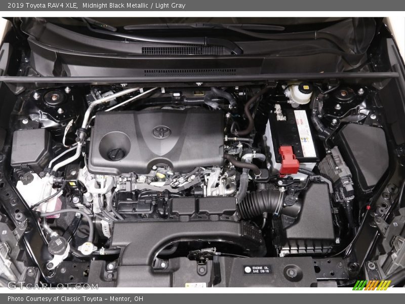 Midnight Black Metallic / Light Gray 2019 Toyota RAV4 XLE