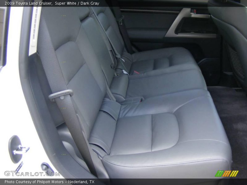 Super White / Dark Gray 2009 Toyota Land Cruiser