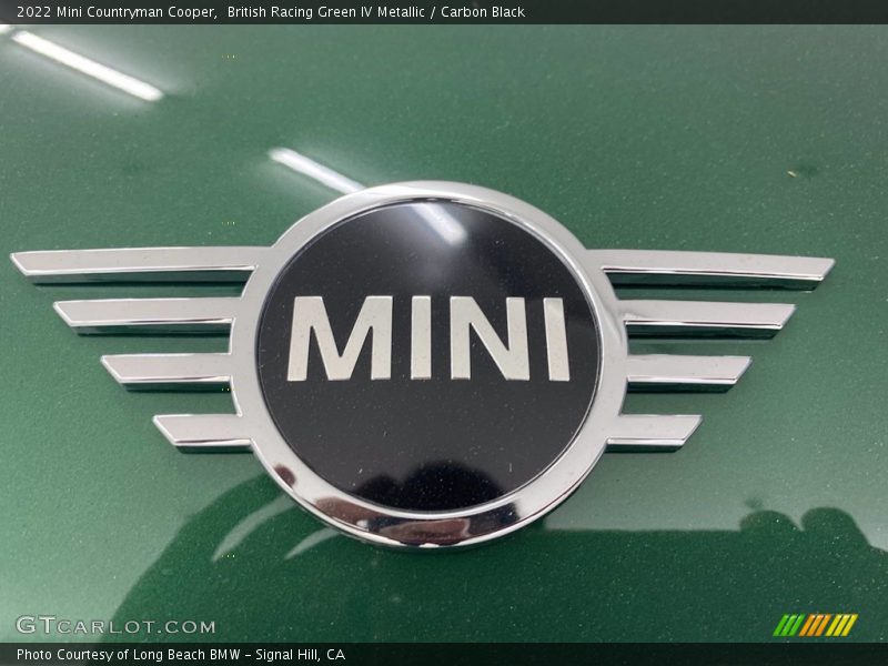 British Racing Green IV Metallic / Carbon Black 2022 Mini Countryman Cooper