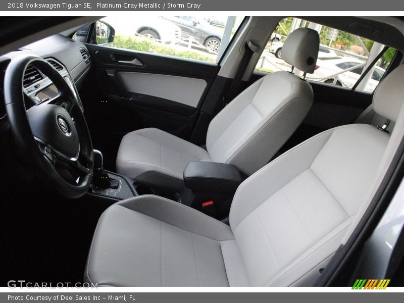 Platinum Gray Metallic / Storm Gray 2018 Volkswagen Tiguan SE
