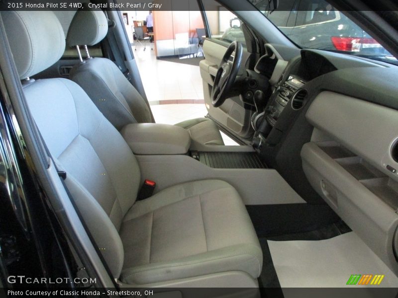 Front Seat of 2015 Pilot SE 4WD