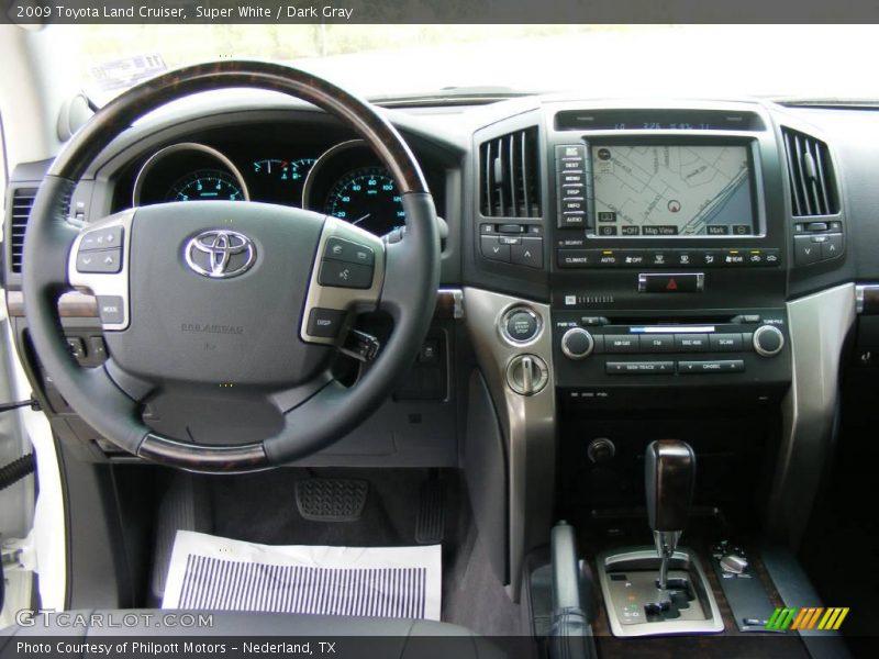 Super White / Dark Gray 2009 Toyota Land Cruiser