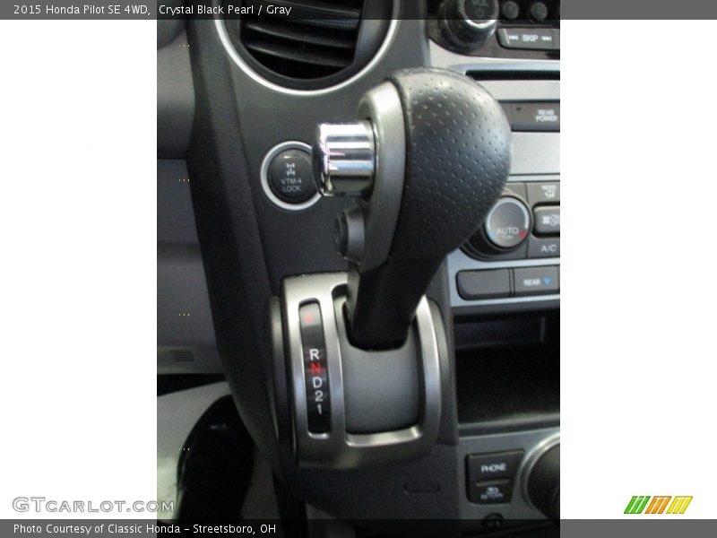  2015 Pilot SE 4WD 5 Speed Automatic Shifter