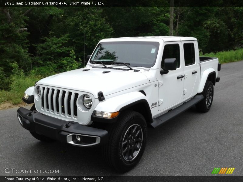 Bright White / Black 2021 Jeep Gladiator Overland 4x4