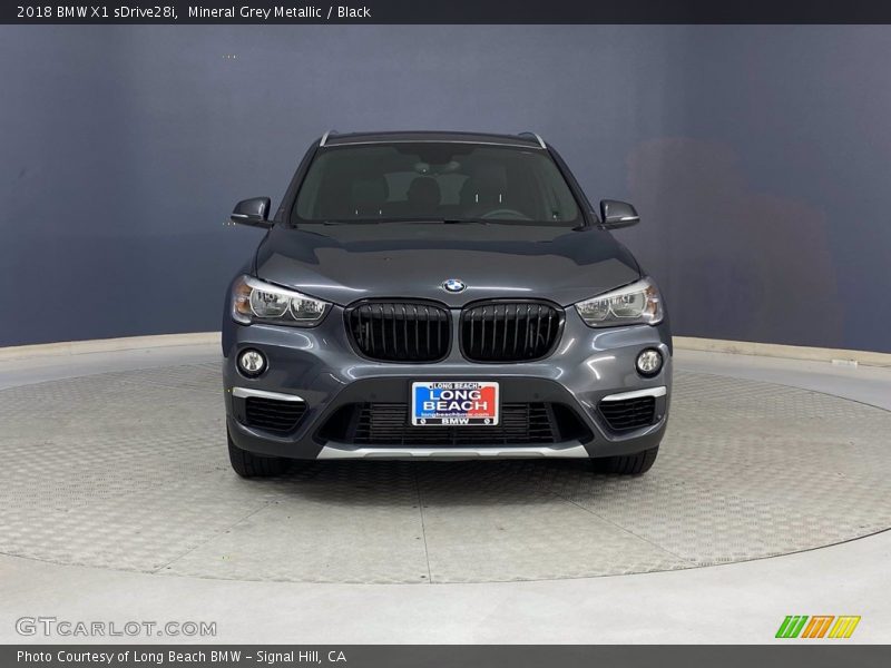 Mineral Grey Metallic / Black 2018 BMW X1 sDrive28i