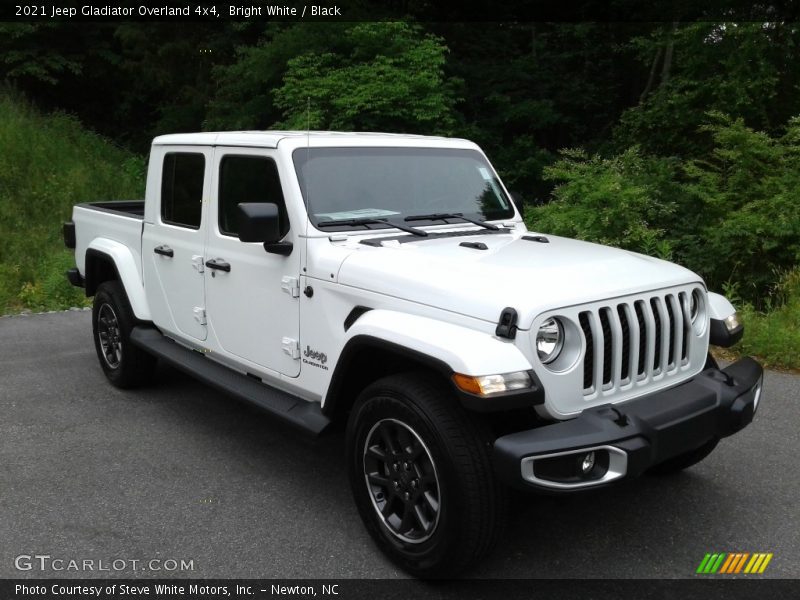 Bright White / Black 2021 Jeep Gladiator Overland 4x4
