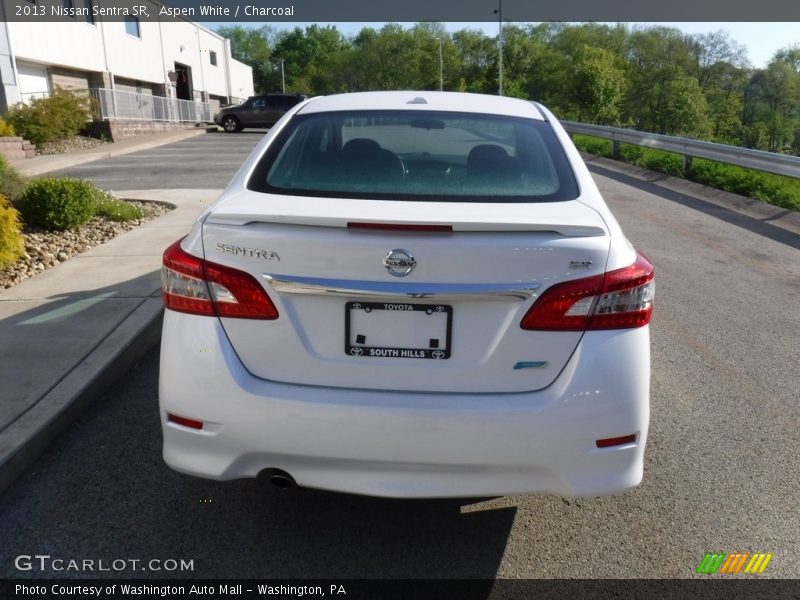 Aspen White / Charcoal 2013 Nissan Sentra SR