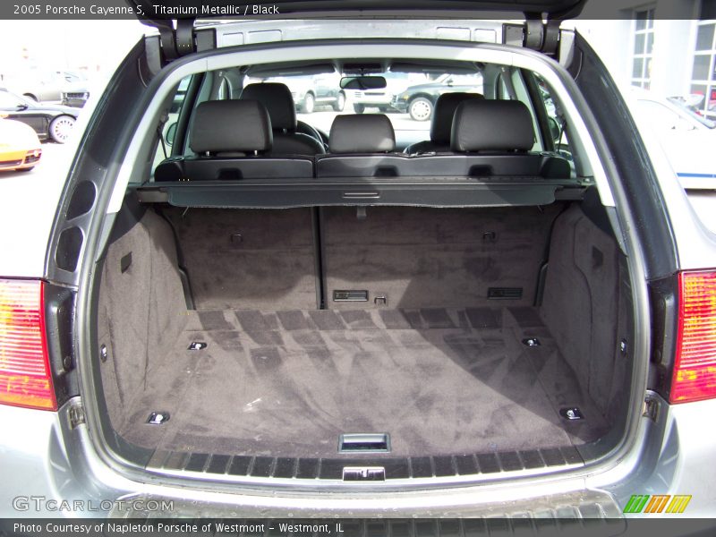 Titanium Metallic / Black 2005 Porsche Cayenne S