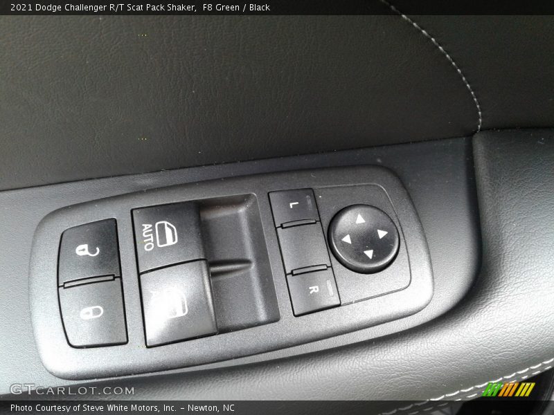 Controls of 2021 Challenger R/T Scat Pack Shaker