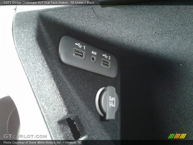 F8 Green / Black 2021 Dodge Challenger R/T Scat Pack Shaker