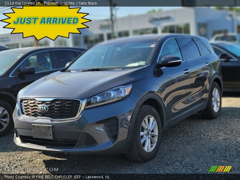 Platinum Graphite / Satin Black 2019 Kia Sorento LX