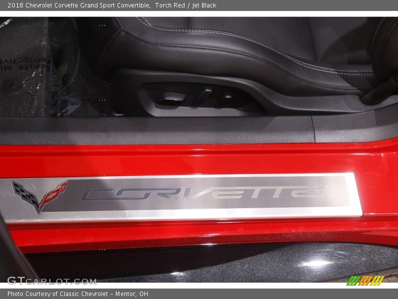 Torch Red / Jet Black 2018 Chevrolet Corvette Grand Sport Convertible
