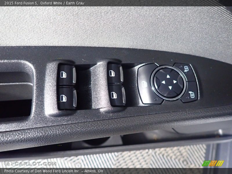 Oxford White / Earth Gray 2015 Ford Fusion S
