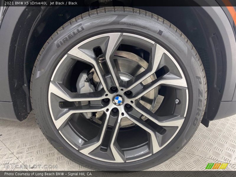 Jet Black / Black 2021 BMW X5 sDrive40i