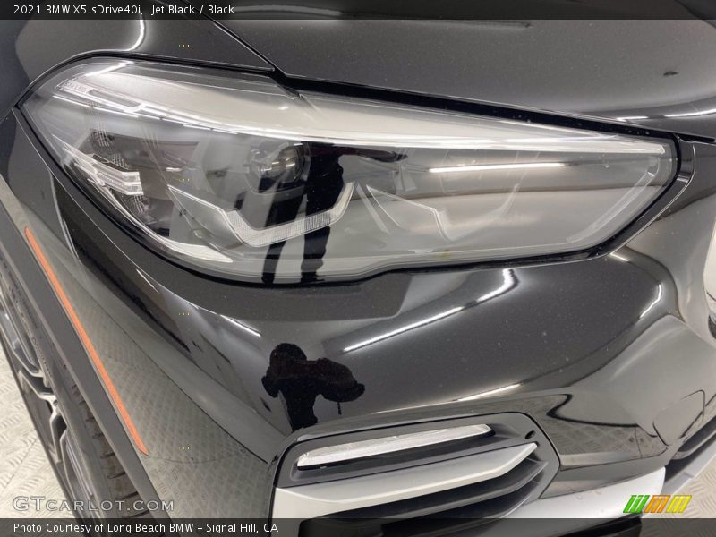 Jet Black / Black 2021 BMW X5 sDrive40i