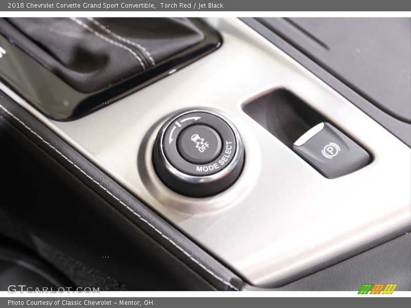 Torch Red / Jet Black 2018 Chevrolet Corvette Grand Sport Convertible
