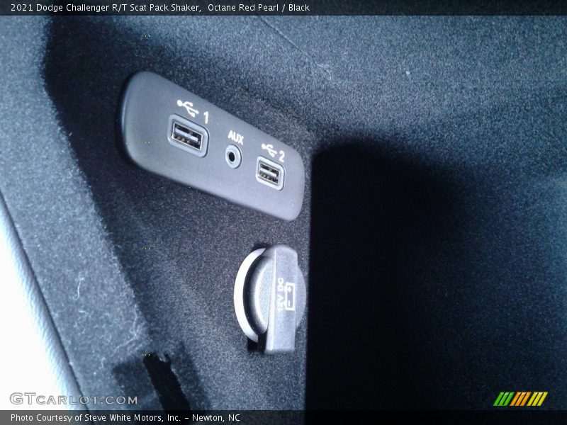 Octane Red Pearl / Black 2021 Dodge Challenger R/T Scat Pack Shaker